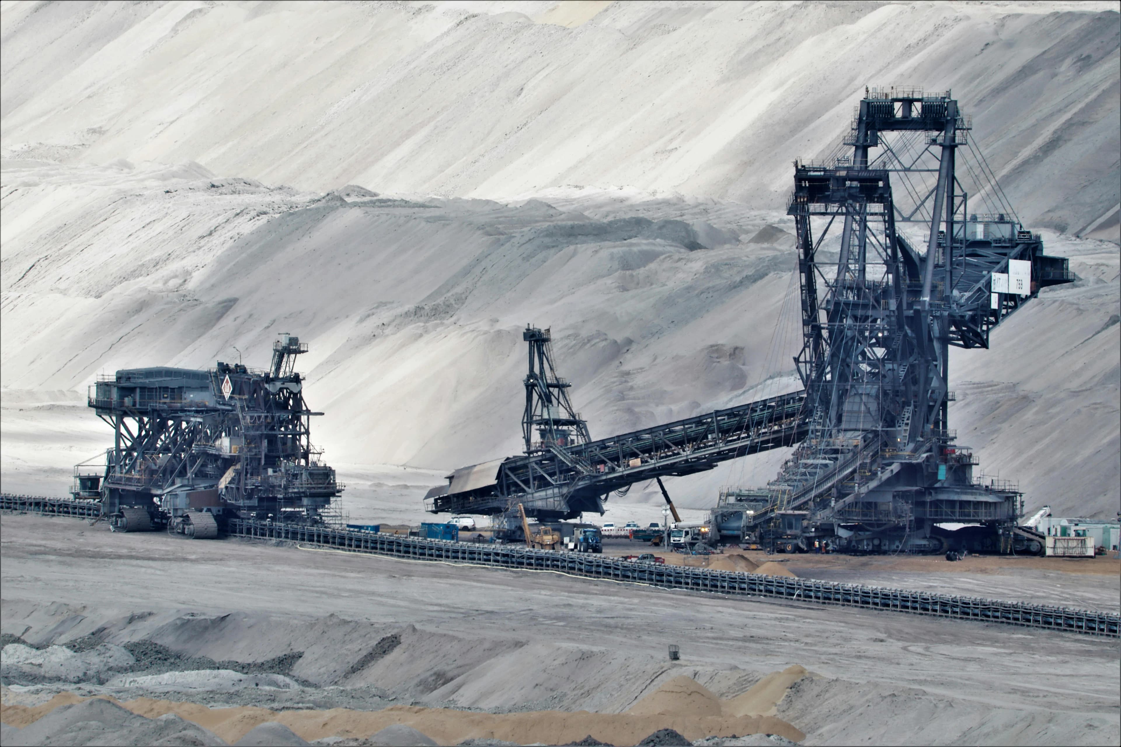 Mining Intelligence, Monitor active mines, tailings facilities, and resource sites with satellite-based change detection, volumetric estimation, and compliance tracking